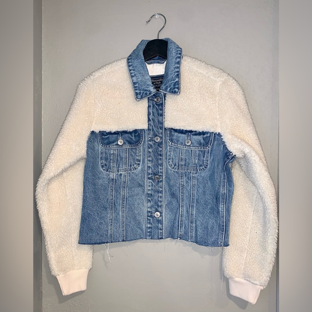 NEW Abercrombie & Fitch Jacket - Size S